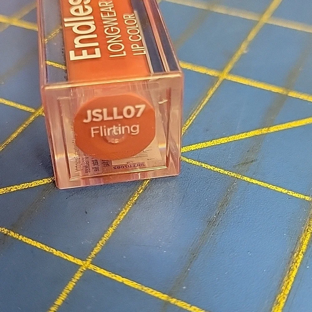 KISS Joah Endless Longwear Lip Color JSLL07 Flirting New Sealed Tube